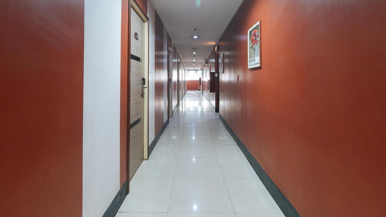 Reddoorz @ Riches Holiday Hotel Avenida Manila Exterior foto